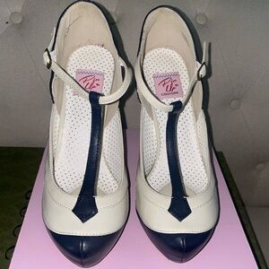 BETTIE-29 Hidden Platform T-Strap Pump Navy Blue/Cream By Pin Up Couture.